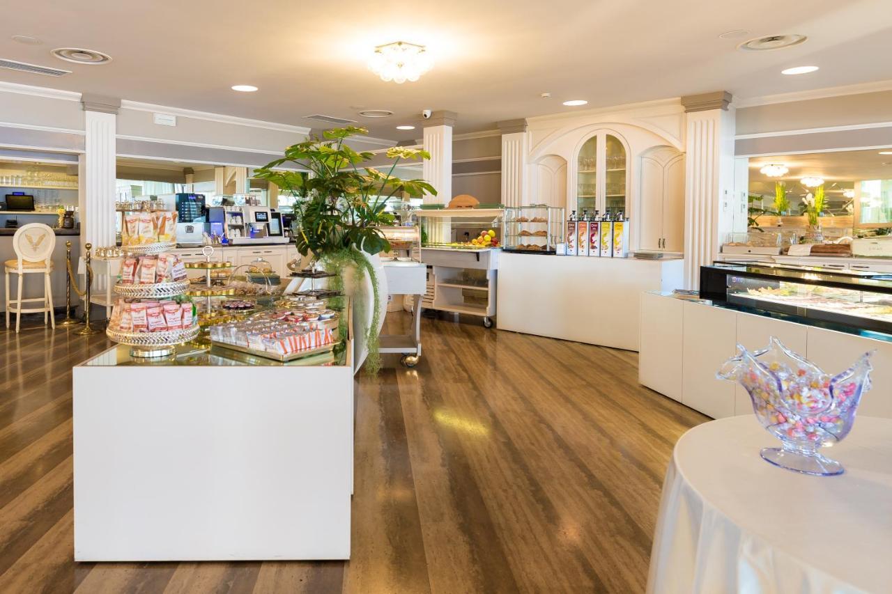 Hotel Aquila D'Oro Desenzano Desenzano del Garda Luaran gambar