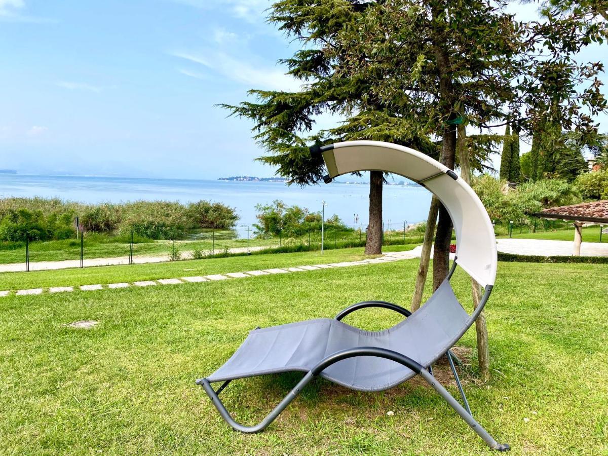 Hotel Aquila D'Oro Desenzano Desenzano del Garda Luaran gambar